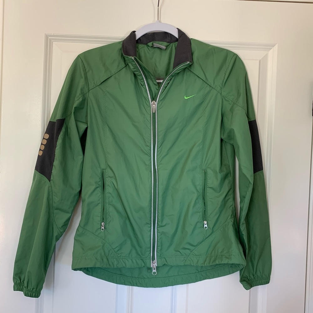 Green Wind Breaker